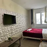 Kobe's Apartment